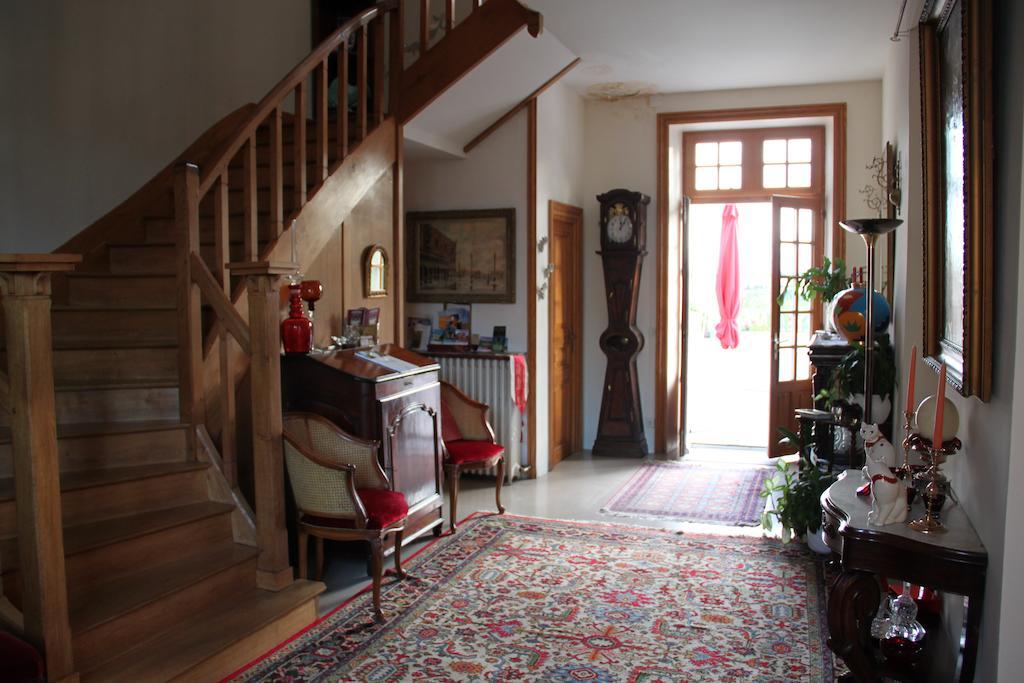 Le Petit Chateau - Tiffauges Proche Puy Dufou Екстериор снимка