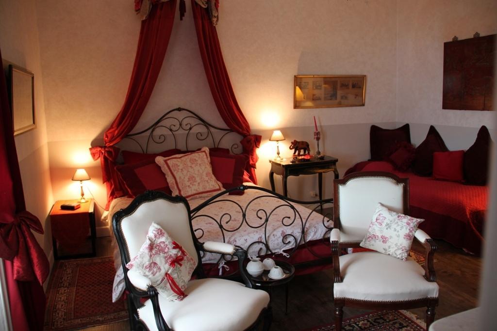 Le Petit Chateau - Tiffauges Proche Puy Dufou Стая снимка